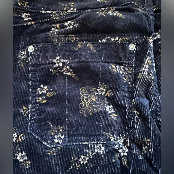 Pilcro Black Corduroy Floral Straight Leg Elevated Statement Pants - Picture 13 of 13